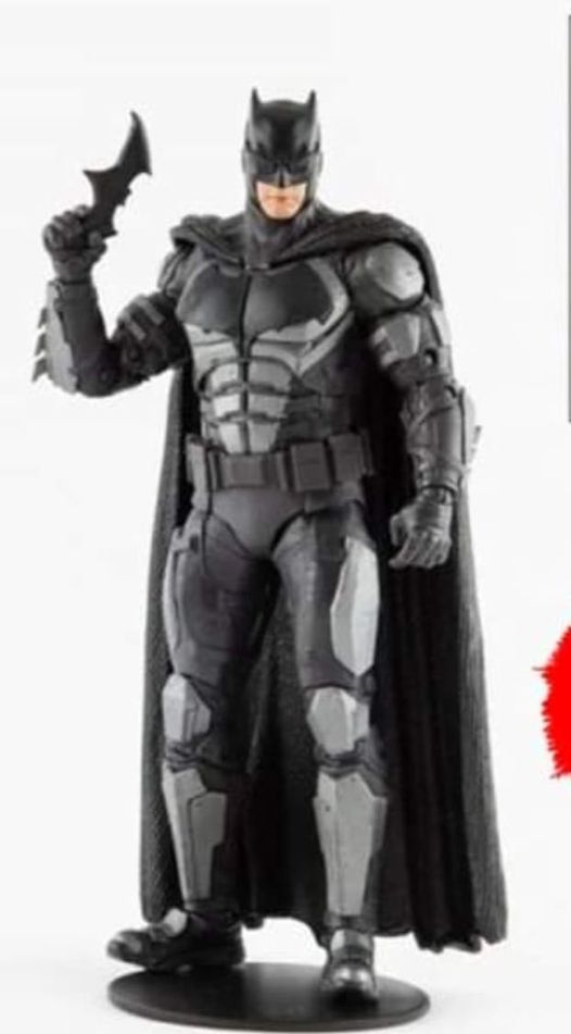 Bom dia pessoal, procuro por esta figura: Batman mcfarlane ligar da justiça.